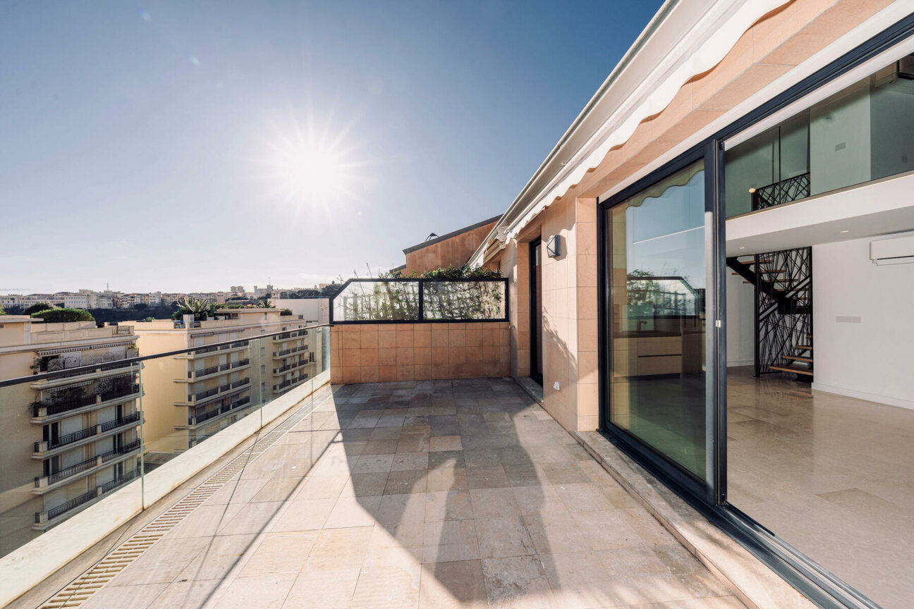 CONDAMINE – DERNIER ÉTAGE 3/4 PIÈCES – ENTIÈREMENT RÉNOVÉ - 1/21