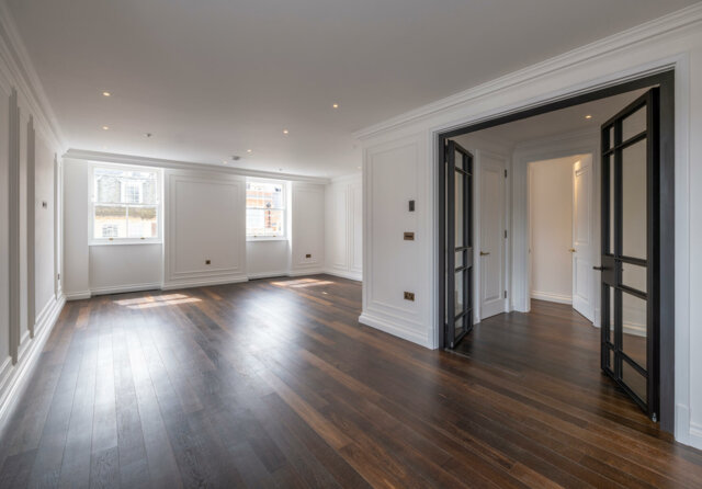 Exclusivité : 6 Charles Street, Mayfair – Appartement 2 Chambres, 3ᵉ Étage - 3/13