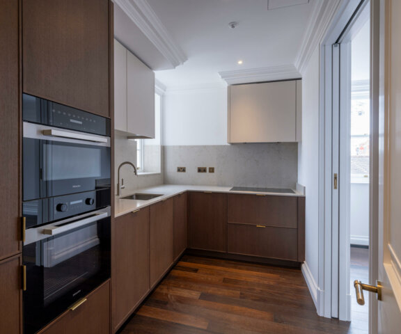 Exclusivité : 6 Charles Street, Mayfair – Appartement 2 Chambres, 3ᵉ Étage - 6/13