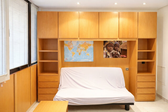 LE MONTAIGNE HALL BUREAU - STUDIO / OFFICE FOR SALE - 3/6