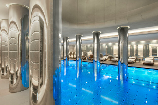 ODEON TOWER - HIGH FLOOR 4 BEDROOM APARTMENT FOR RENT - EAST - 12/13