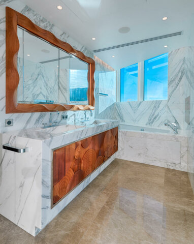 TOUR ODÉON – 5 ROOM APARTMENT ON A HIGH FLOOR FOR SALE - 6/13